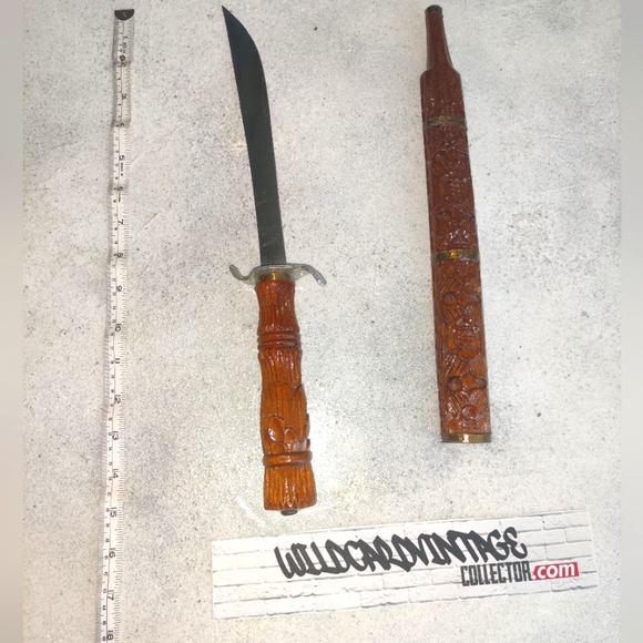 Hand Carved Indonesia Kelewang - Sword - Picture 6 of 6